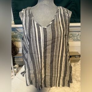 Time and Tru Monochrome Striped Top
